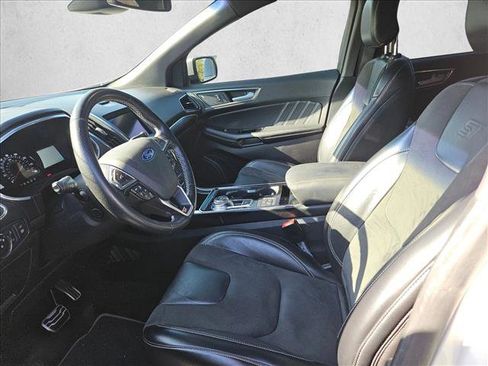 Used 2019 Ford Edge ST w/ Equipment Group 401A image 6