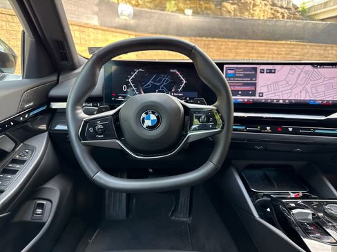 Certified 2024 BMW 530i xDrive 530i xDrive w/ Convenience Package image 10