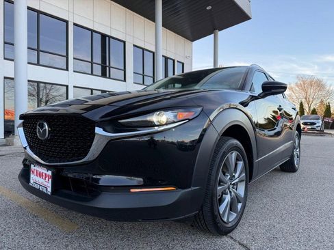 Used 2025 MAZDA CX-30 AWD 2.5 S w/ Preferred Package image 3