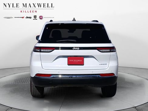 New 2026 Jeep Grand Cherokee Laredo image 15