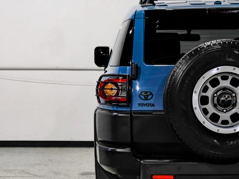 Used 2014 Toyota FJ Cruiser 4WD w/ Trail Teams Ultimate Edition image 51