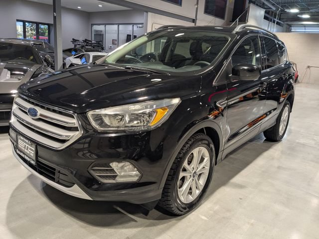 Used 2018 Ford Escape SE FWD image 3