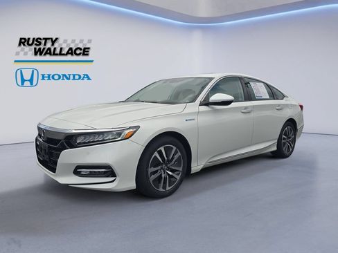 Used 2018 Honda Accord Touring image 1