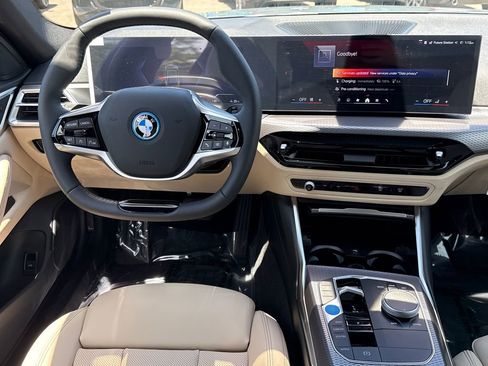 New 2026 BMW i4 eDrive40 w/ Parking Assistance Package RWD image 20