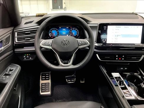 New 2026 Volkswagen Atlas Cross Sport SEL Premium R-Line image 15