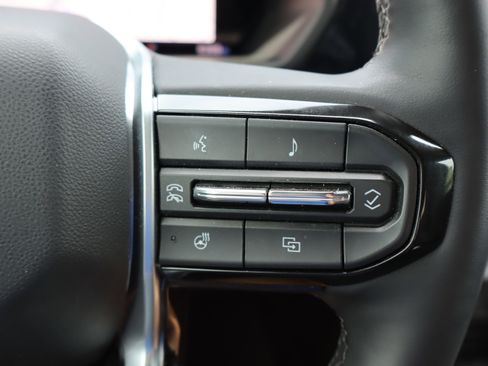 Used 2026 Chevrolet Colorado Trail Boss AWD/4WD image 23