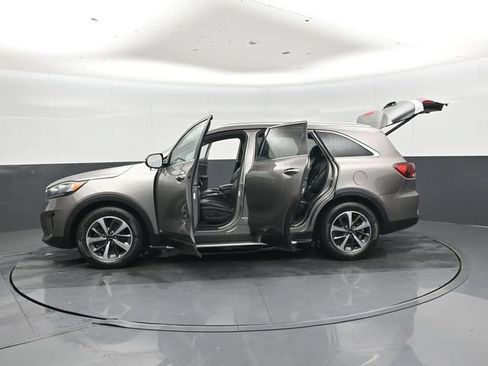 Used 2019 Kia Sorento EX AWD/4WD image 51