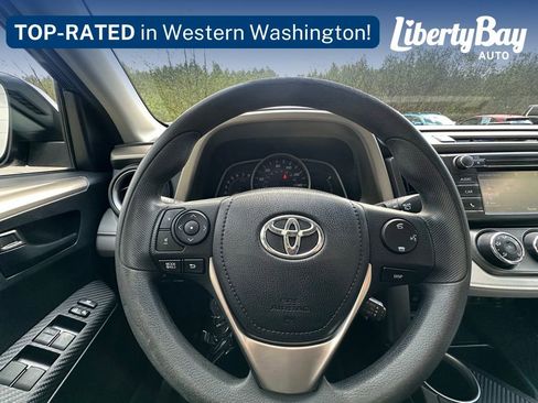 Used 2014 Toyota RAV4 LE FWD image 14