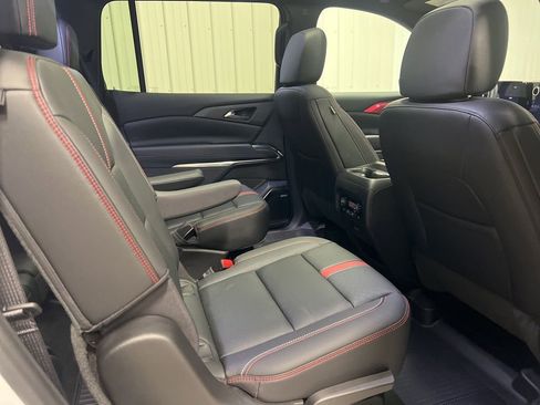 Certified 2024 Chevrolet Traverse RS w/ LPO, Floor Liner Package image 10