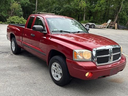 Used 2007 Dodge Dakota SLT w/ Trailer Tow Group AWD/4WD image 8