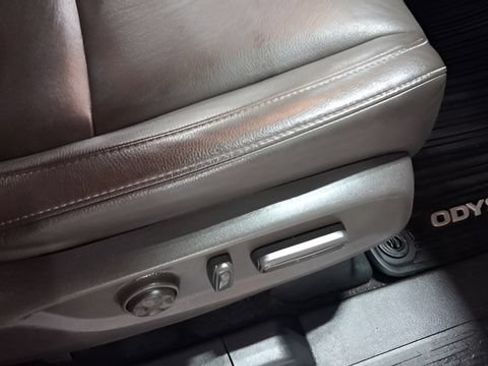 Used 2021 Honda Odyssey Touring image 16