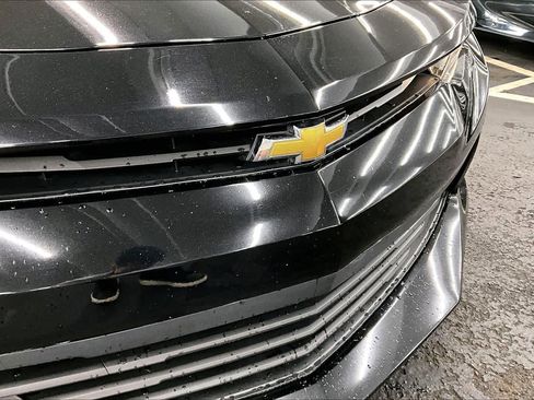 Used 2017 Chevrolet Camaro LT RWD image 29