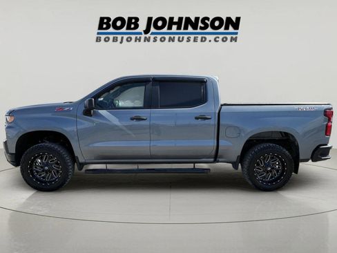 Used 2019 Chevrolet Silverado 1500 Custom Trail Boss w/ Custom Convenience Package AWD/4WD image 6