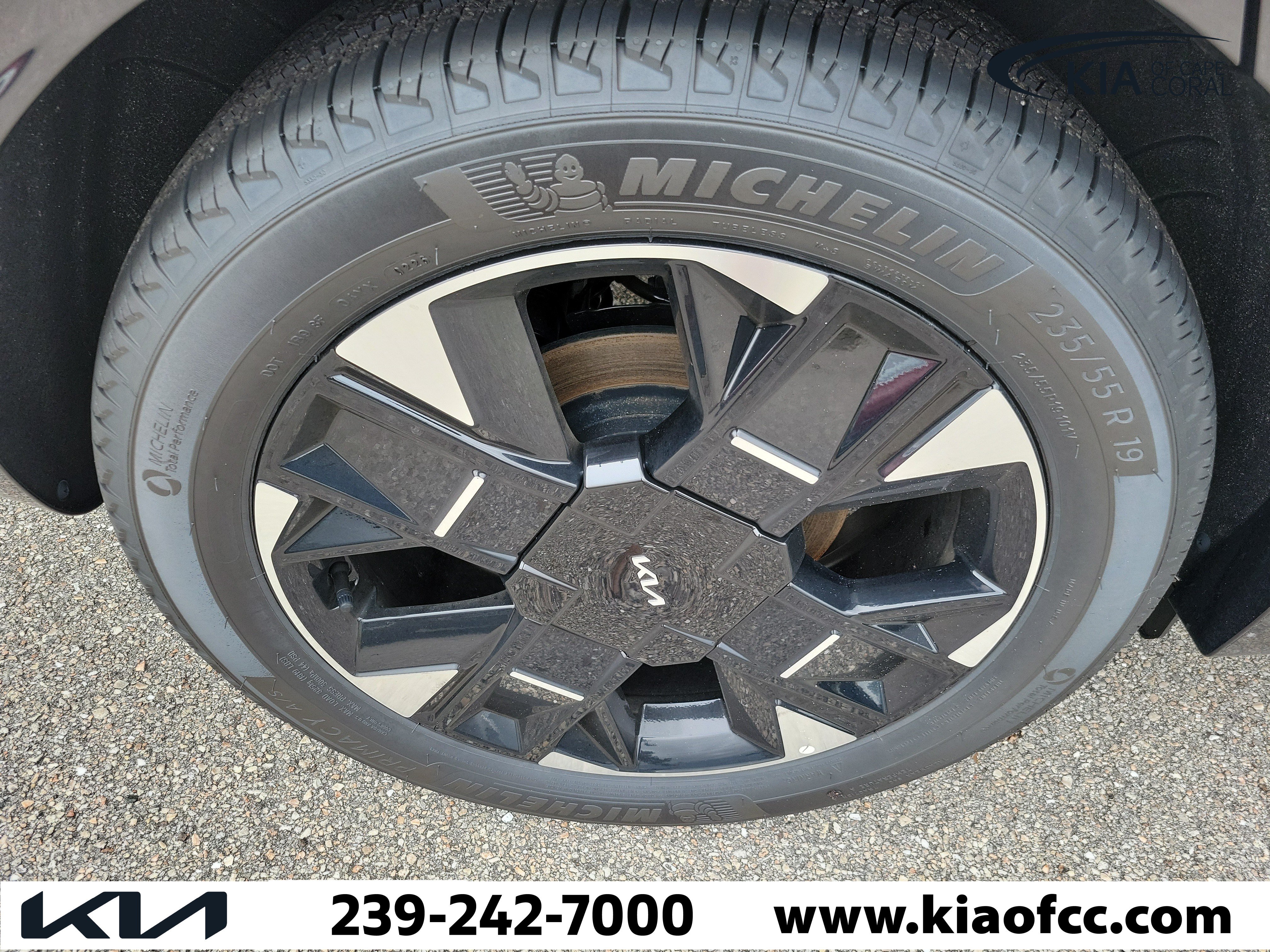 New 2026 Kia Sportage SX FWD image 11