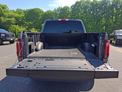 Used 2024 Ford F150 Lariat w/ Bed Utility Package AWD/4WD image 31