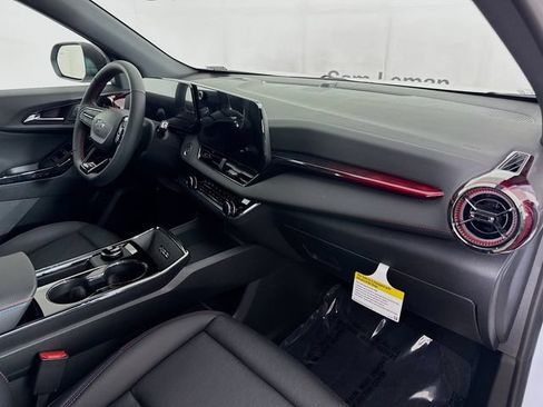 New 2026 Chevrolet Equinox RS w/ Convenience Package III AWD/4WD image 29