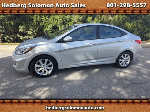 Used 2013 Hyundai Accent GLS w/ Premium Pkg FWD image 1