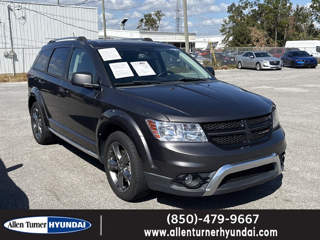 Used 2018 Dodge Journey Crossroad w/ Driver Convenience Group FWD image 1