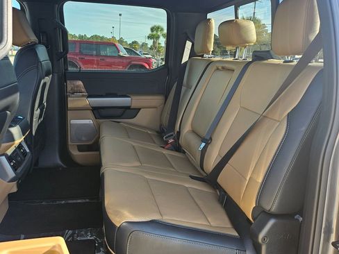 New 2026 Ford F250 Lariat w/ Lariat Premium Package AWD/4WD image 8