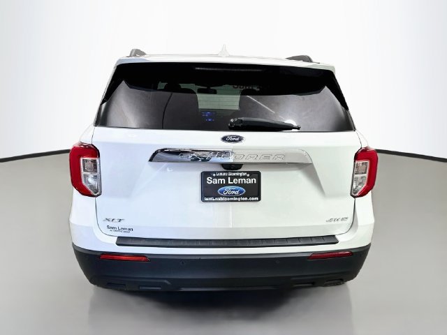 Used 2022 Ford Explorer XLT AWD/4WD image 6