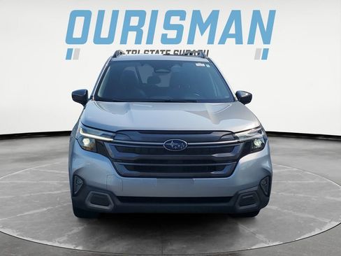 Used 2025 Subaru Forester Limited image 8