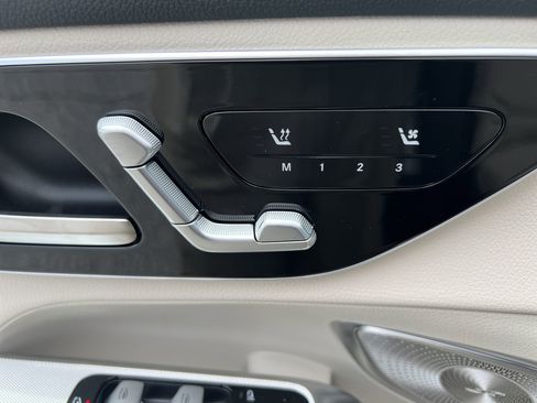 Certified 2025 Mercedes-Benz GLC 300 GLC 300 image 18