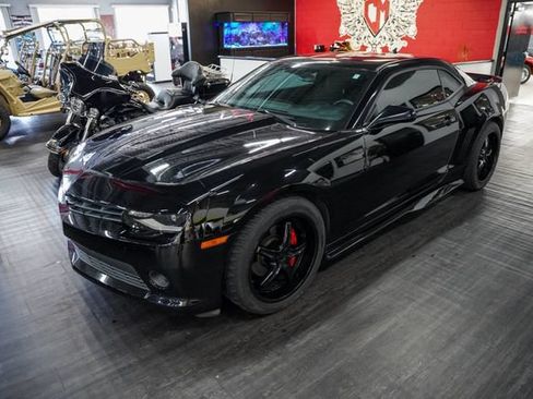 Used 2014 Chevrolet Camaro LS RWD image 2