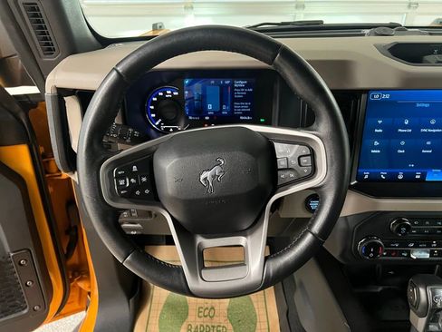 Used 2022 Ford Bronco Wildtrak image 31