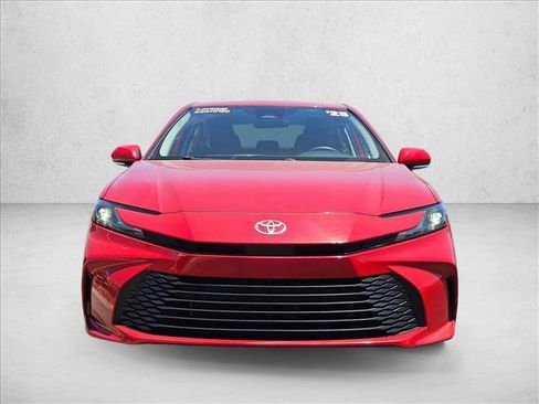 Used 2025 Toyota Camry LE FWD image 2