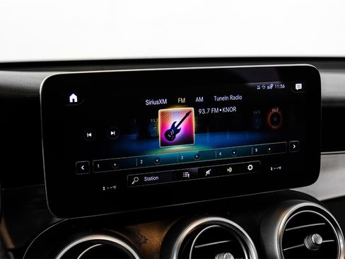 Used 2022 Mercedes-Benz GLC 300 w/ AMG Line image 33