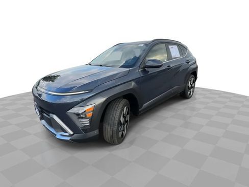 Used 2024 Hyundai Kona Limited AWD/4WD image 4