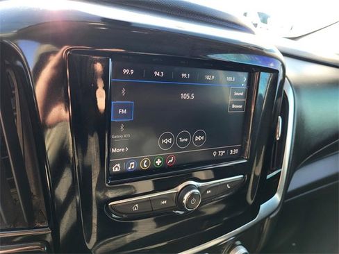 Used 2021 Chevrolet Traverse LS image 6