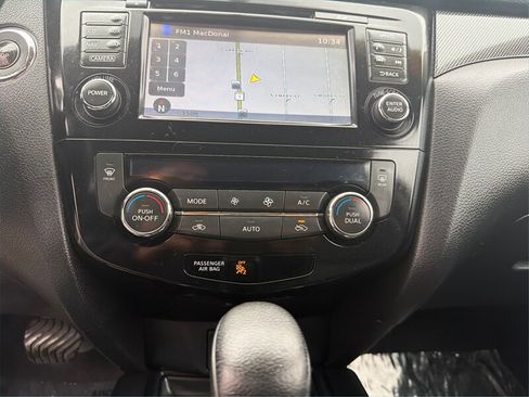 Used 2014 Nissan Rogue SL w/ SL Premium Package image 25