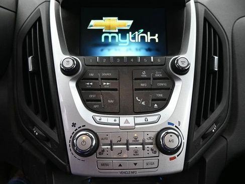 Used 2014 Chevrolet Equinox LT image 18