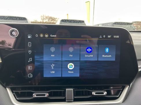 New 2026 Chevrolet Equinox LT image 23