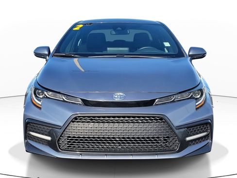 Used 2022 Toyota Corolla SE image 2