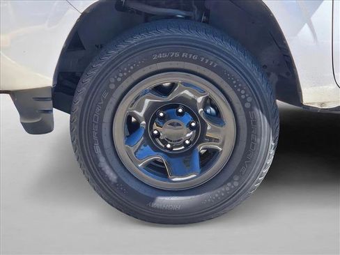 Used 2022 Toyota Tacoma SR5 image 19