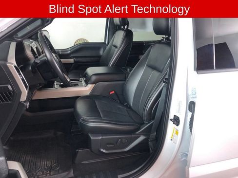 Used 2019 Ford F150 Lariat AWD/4WD image 12