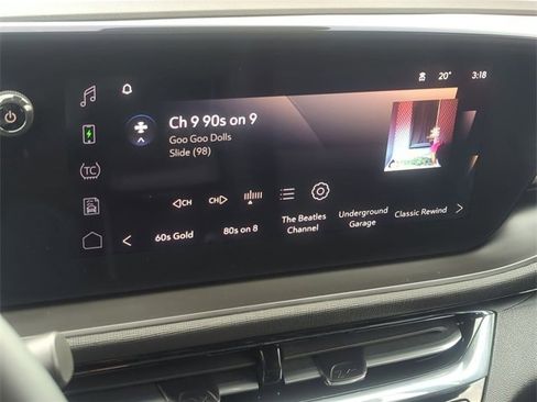 Used 2025 Buick Envista Sport Touring w/ Convenience I Package image 17