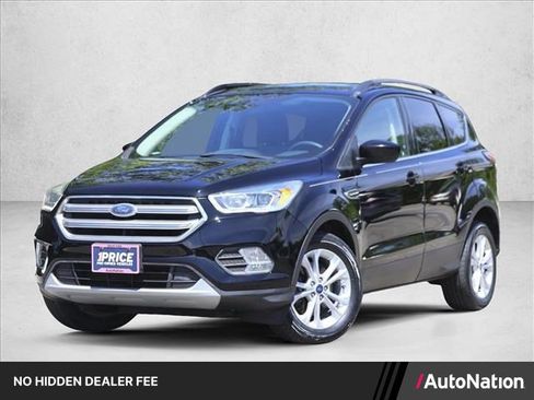 Used 2017 Ford Escape SE w/ Equipment Group 201A AWD/4WD image 1