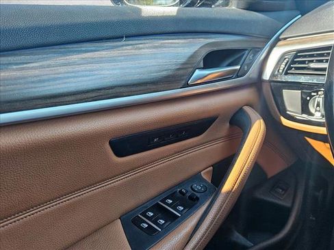 Used 2019 BMW 530i w/ Convenience Package image 23