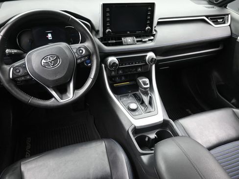 Used 2020 Toyota RAV4 XSE AWD/4WD image 16