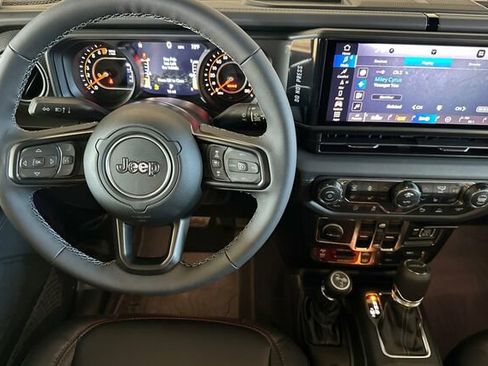 New 2026 Jeep Gladiator Rubicon AWD/4WD image 11