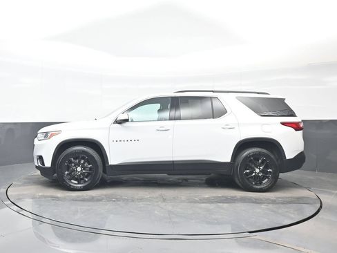 Used 2021 Chevrolet Traverse LT FWD image 3
