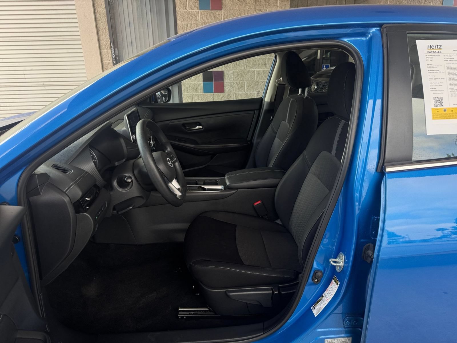 Used 2025 Nissan Sentra SV FWD image 25