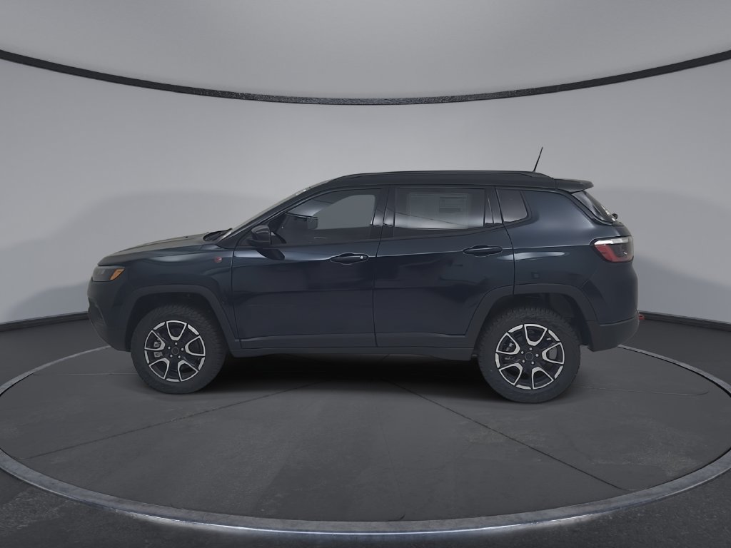 New 2026 Jeep Compass Trailhawk AWD/4WD image 9