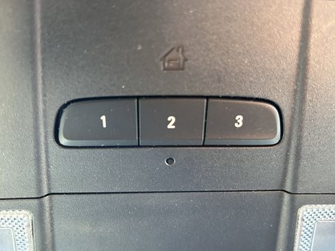 Used 2022 Chevrolet Blazer RS image 40