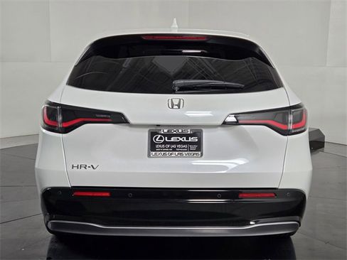 Used 2024 Honda HR-V EX-L image 5