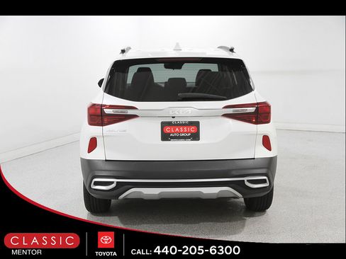 Used 2023 Kia Seltos EX AWD/4WD image 21