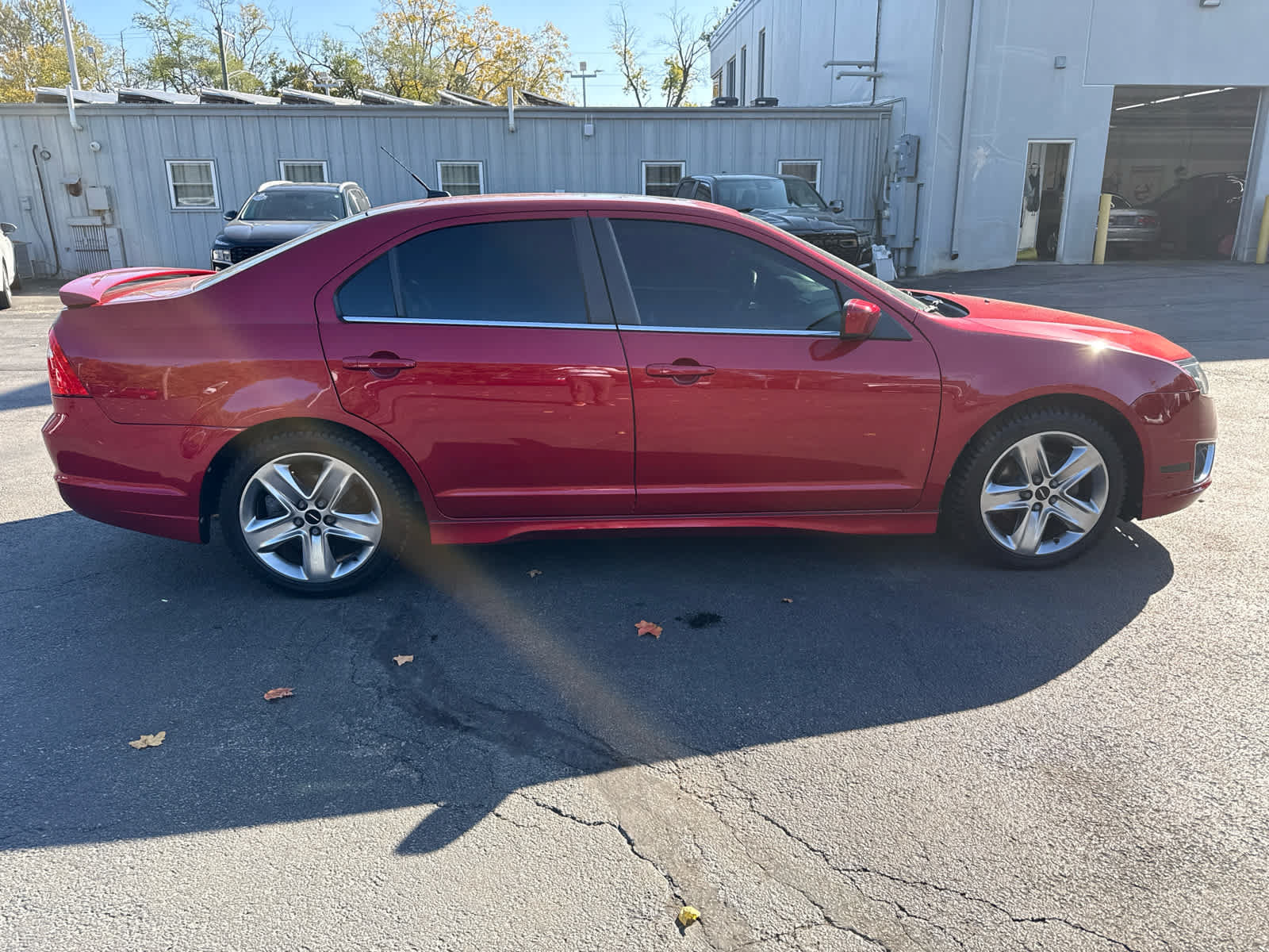 Used 2010 Ford Fusion Sport FWD image 2